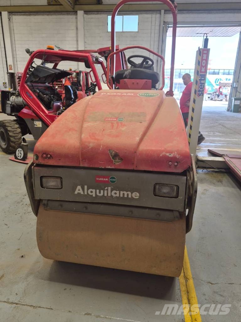 Bomag BW 100 AD-4 Çift tamburlu silindirler