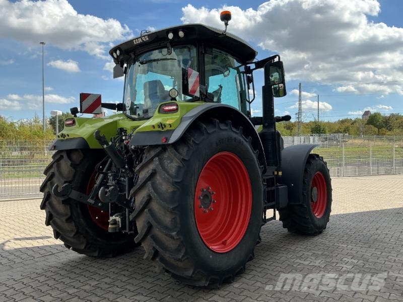 CLAAS ARION 660 CMATIC CEBIS Traktoren