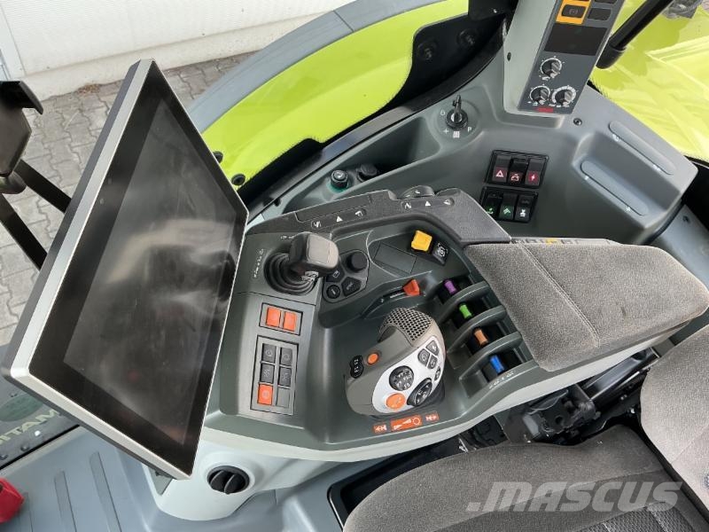 CLAAS ARION 660 CMATIC CEBIS Traktoren