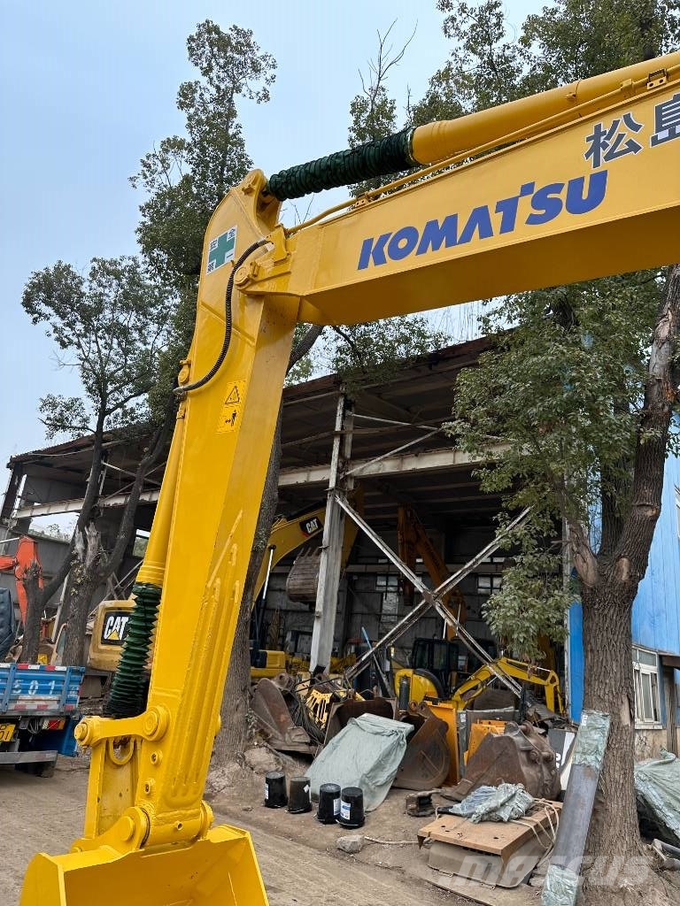 Komatsu PC 220-8 Εκσκαφείς με ερπύστριες
