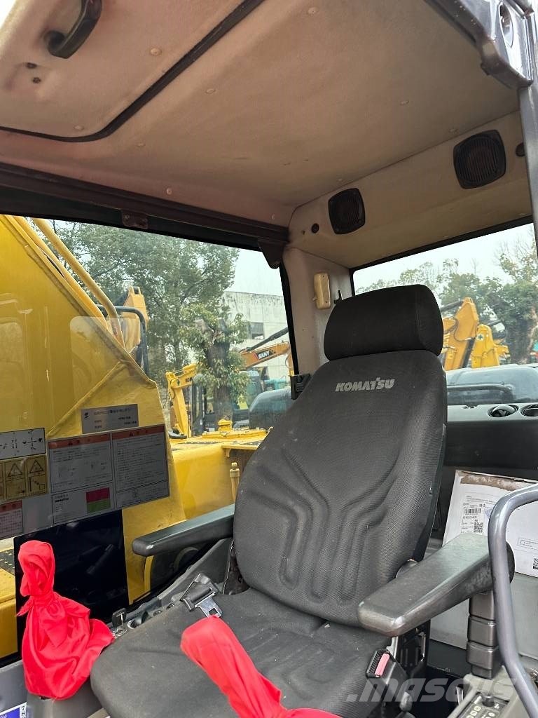 Komatsu PC 220-8 Εκσκαφείς με ερπύστριες