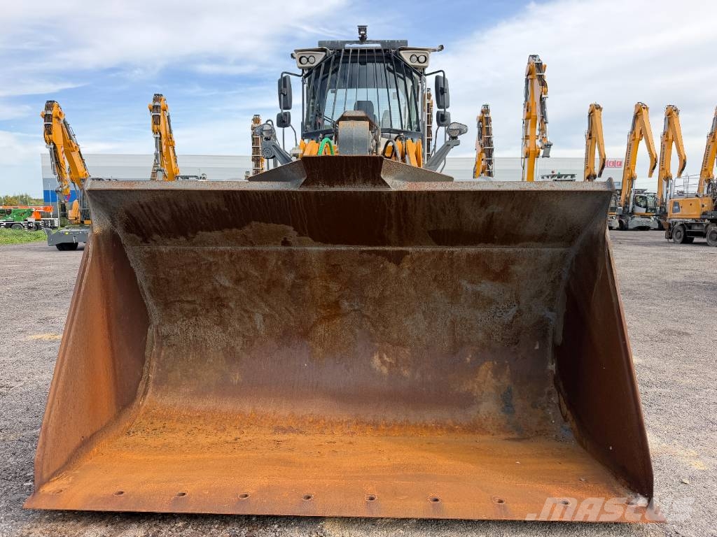 Liebherr L 566 لوادر بعجل