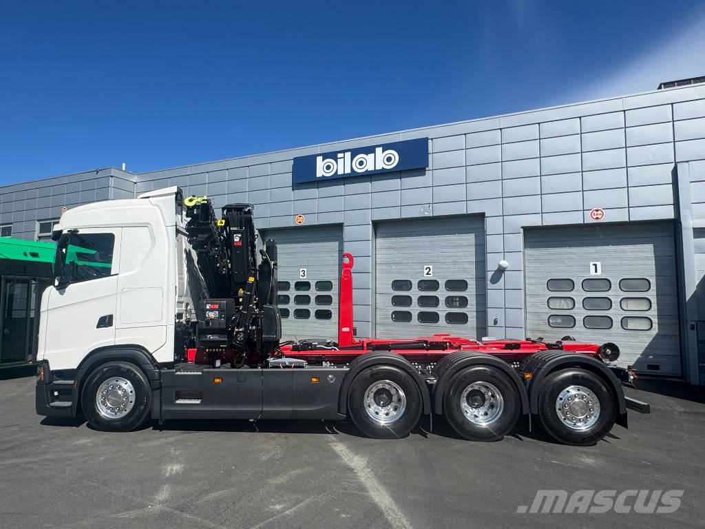 Scania S 660 8x4*4 Kranväxlare HIAB 302 Camiones grúa
