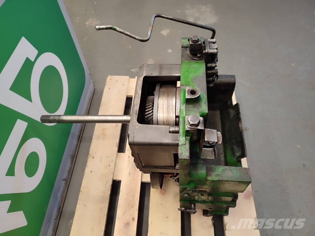 John Deere PTO R134308 R129652 JOHN DEERE 6810 Transmisiones