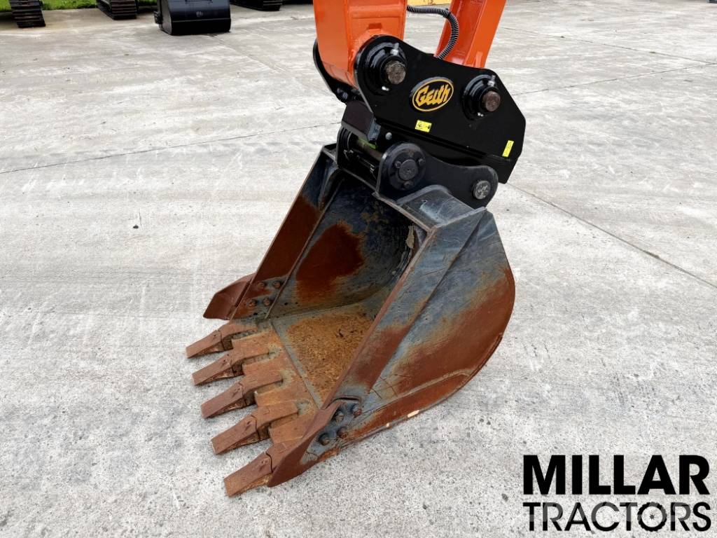 Hitachi ZX 120-7 / ZX 130-7 Crawler excavators