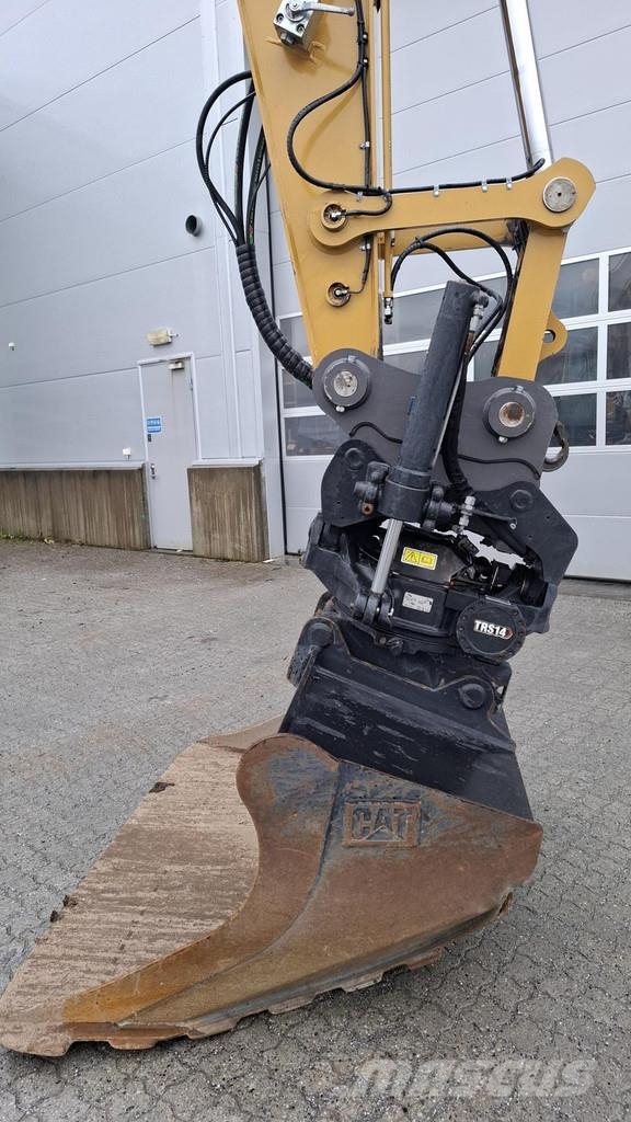 CAT 317 Crawler excavators