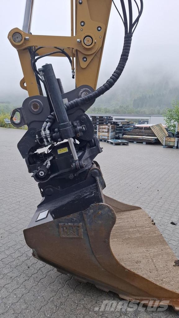 CAT 317 Crawler excavators