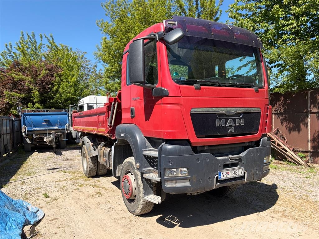 MAN TGS 18.400 4X4 Camion benne
