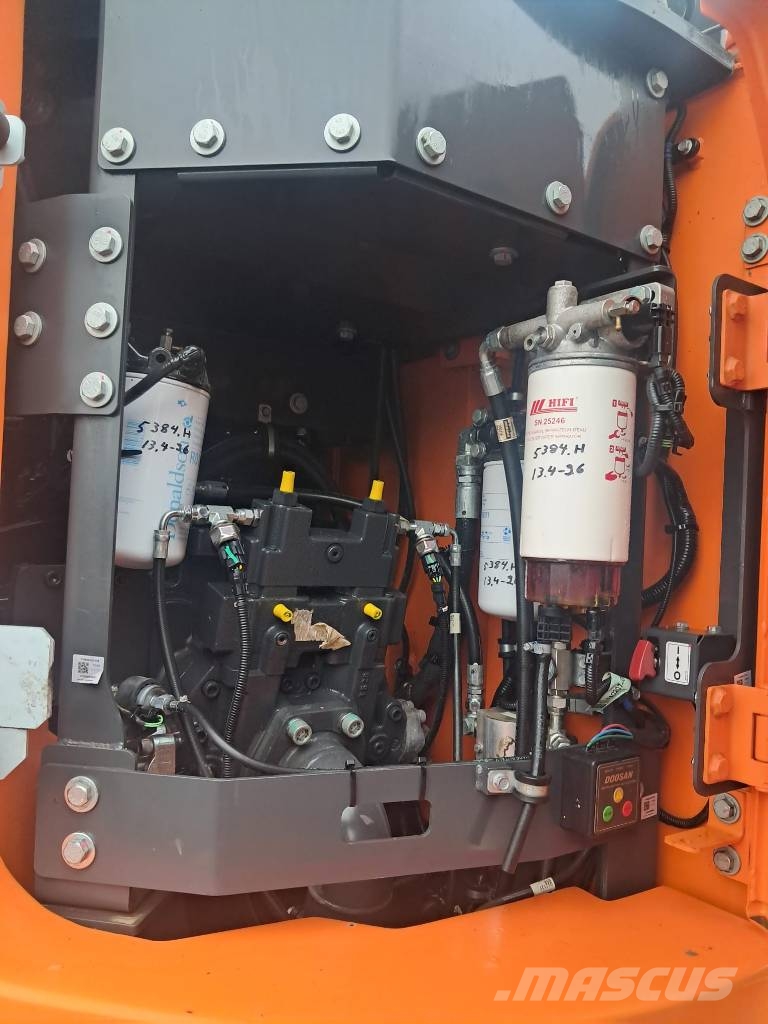 Doosan DX235 LCR -7 Kāpurķēžu ekskavatori