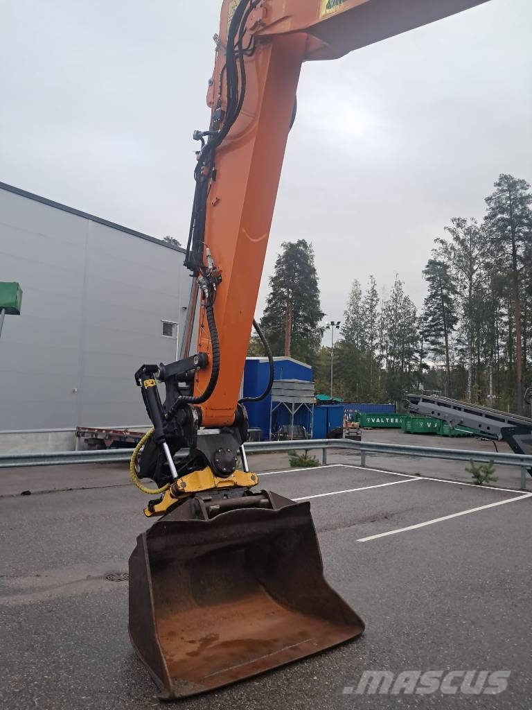 Doosan DX235 LCR -7 Kāpurķēžu ekskavatori