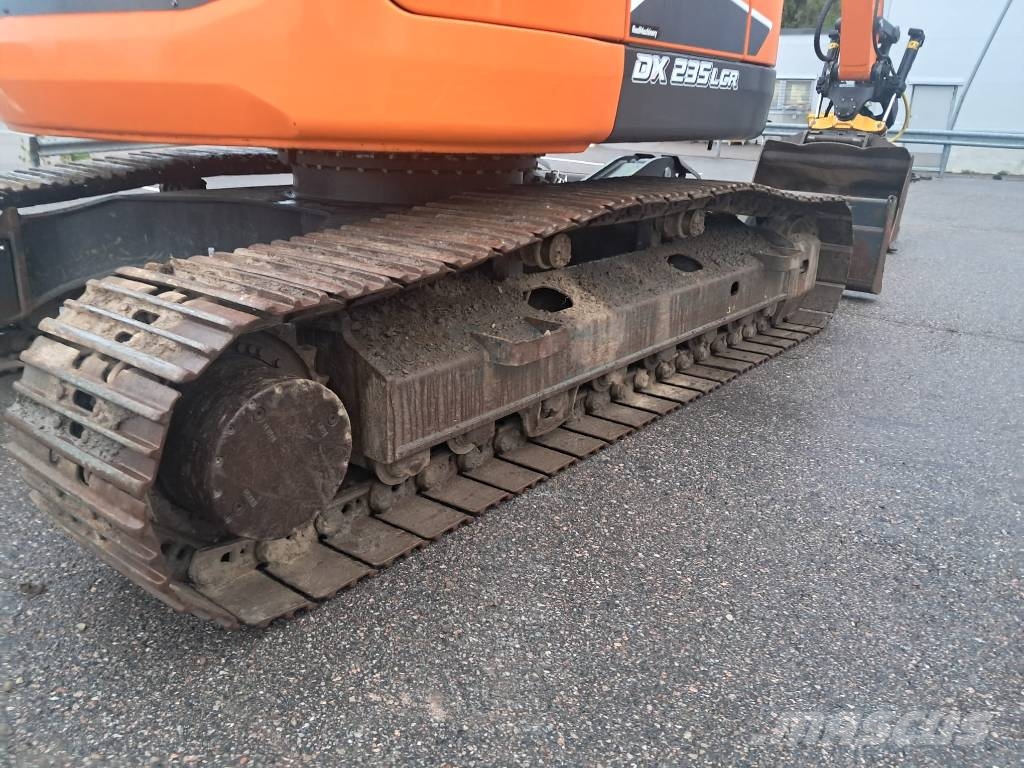 Doosan DX235 LCR -7 Kāpurķēžu ekskavatori