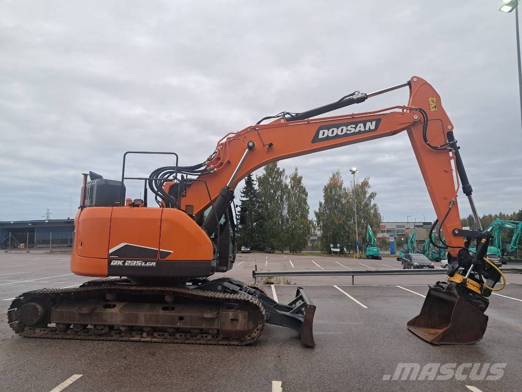 Doosan DX235 LCR -7 Kāpurķēžu ekskavatori