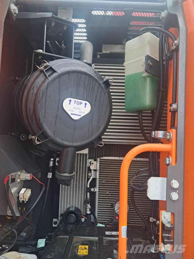 Doosan DX235 LCR -7 Kāpurķēžu ekskavatori