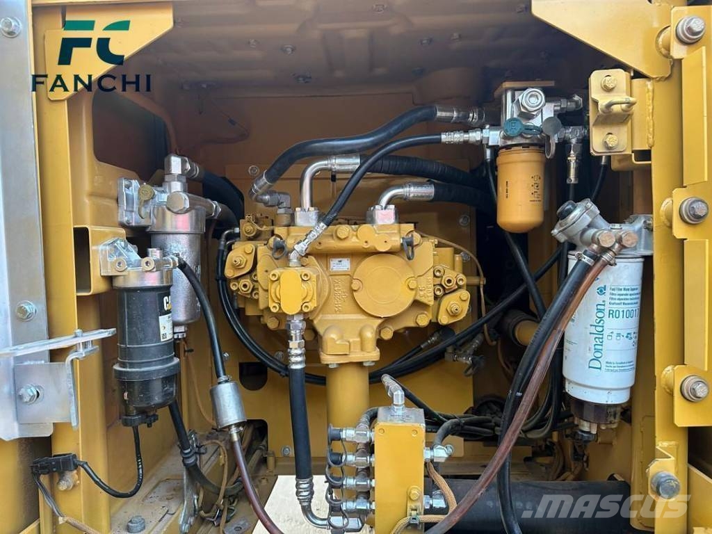 CAT 320 E Bagri goseničarji