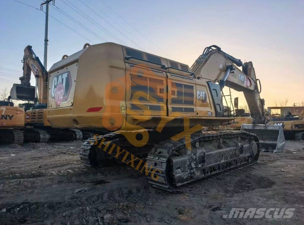 CAT 395 Kāpurķēžu ekskavatori