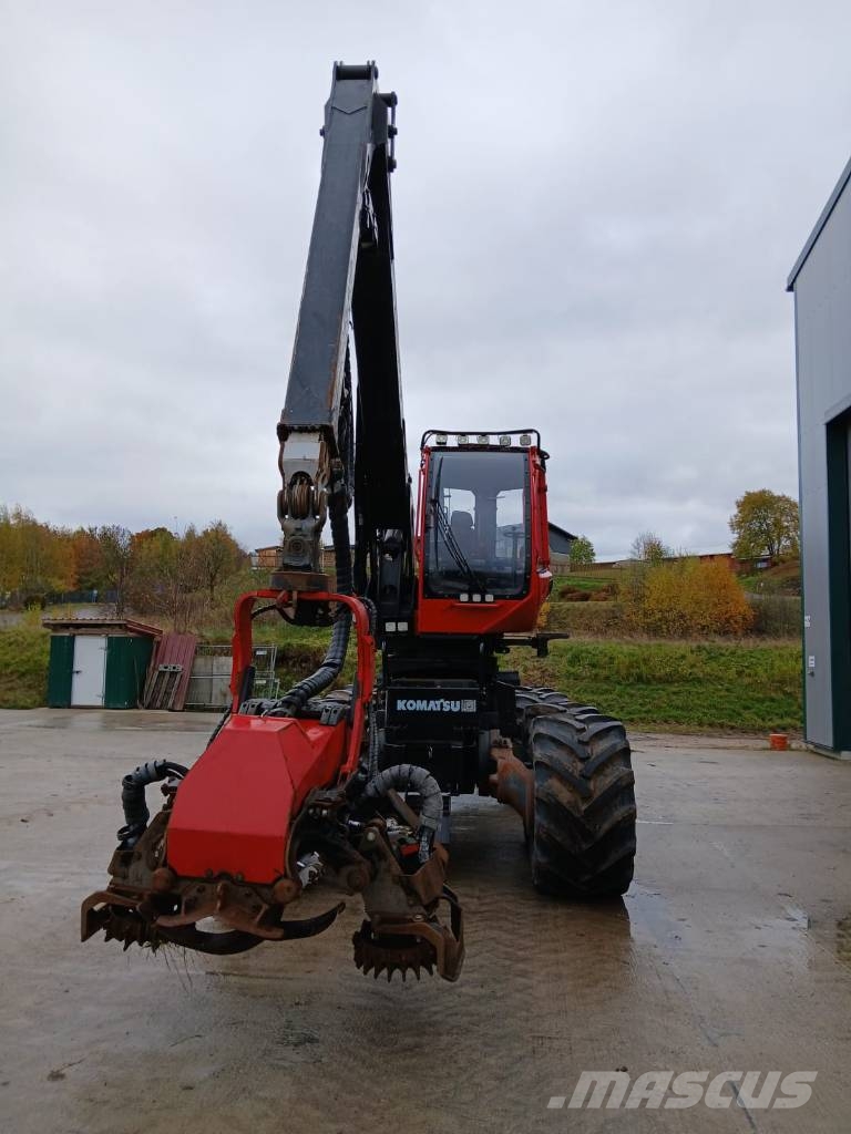 Komatsu 931 XC Харвестери
