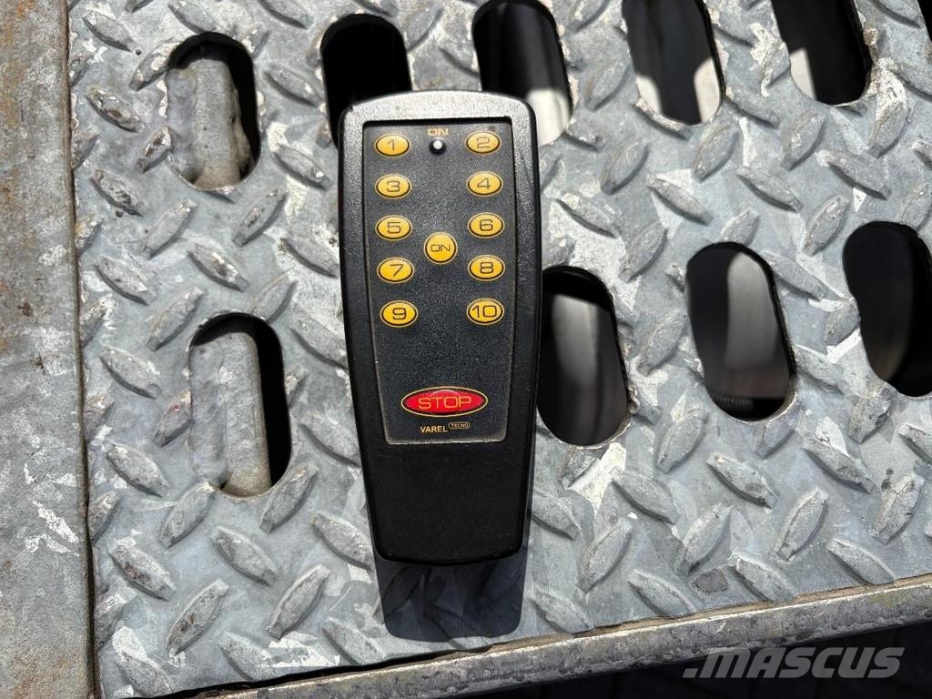 Volvo FH 500 + HYDRAULIC PLATFORMS + WINCH + REMOTE + 6X Autotransportere / Knæklad