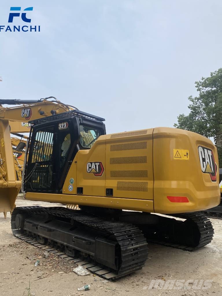 CAT 323 履带挖掘机