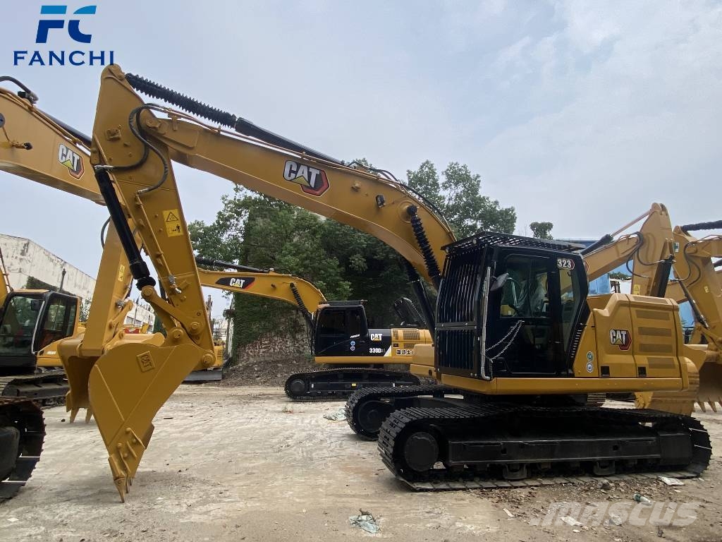 CAT 323 履带挖掘机