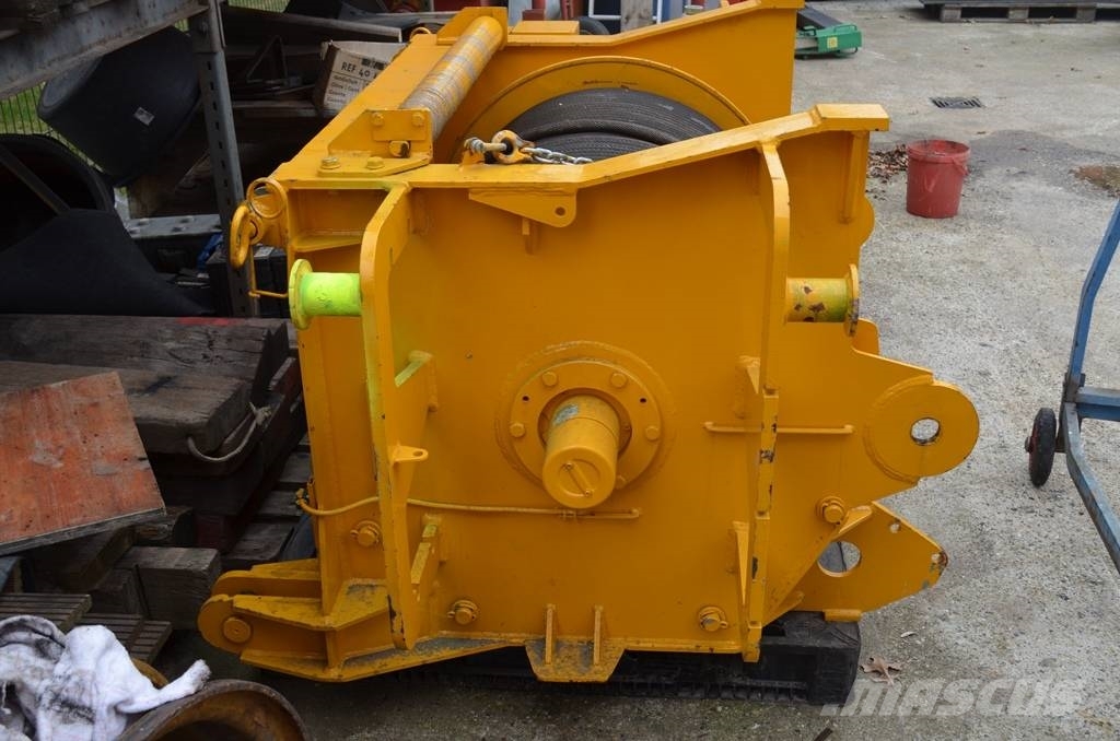 Liebherr LTM 1225 2. Hubwerk Части и оборудване за кранове