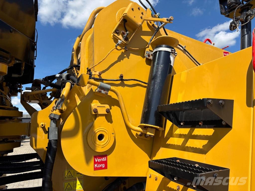 CAT 988K XE Pale gommate