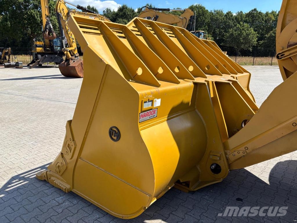 CAT 988K XE Pale gommate