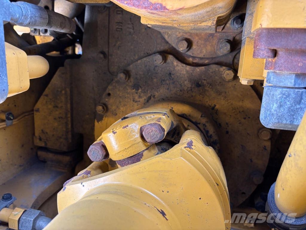 CAT 988K XE Pale gommate
