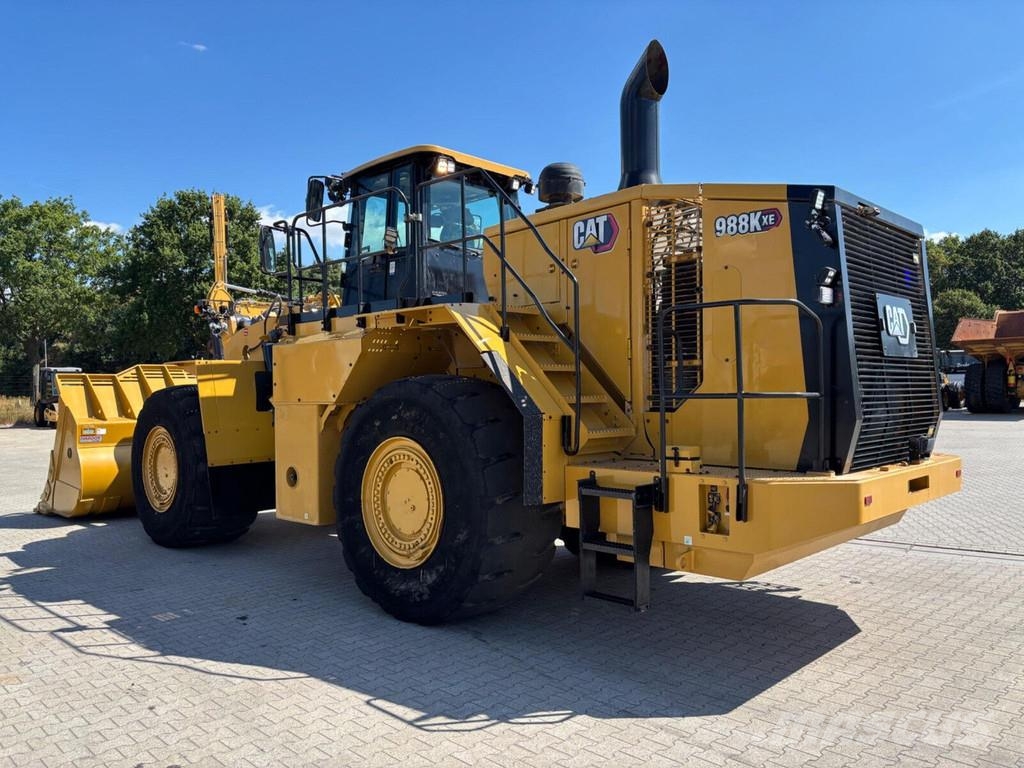 CAT 988K XE Pale gommate