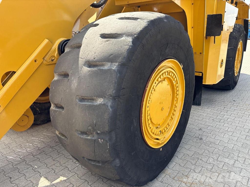 CAT 988K XE Pale gommate