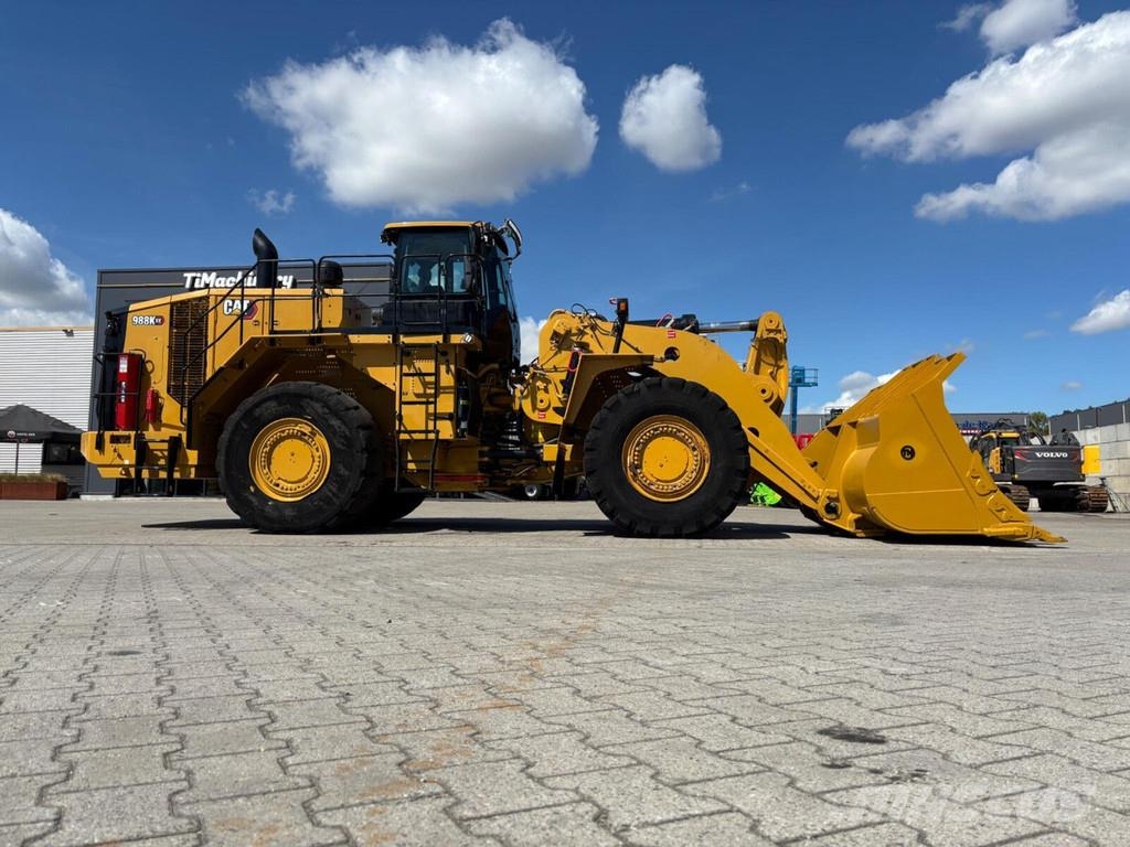 CAT 988K XE Pale gommate