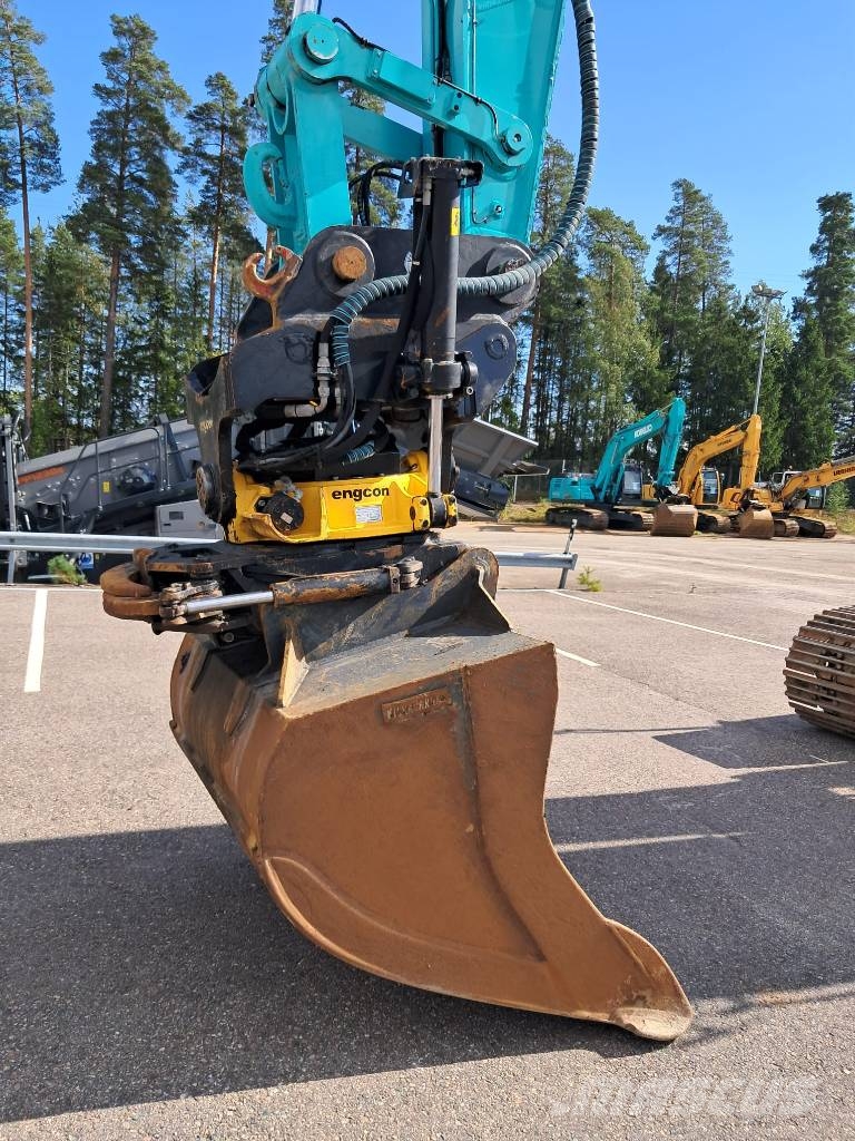 Kobelco SK 300 LC -11 MYYTY / SOLD Pelle sur chenilles