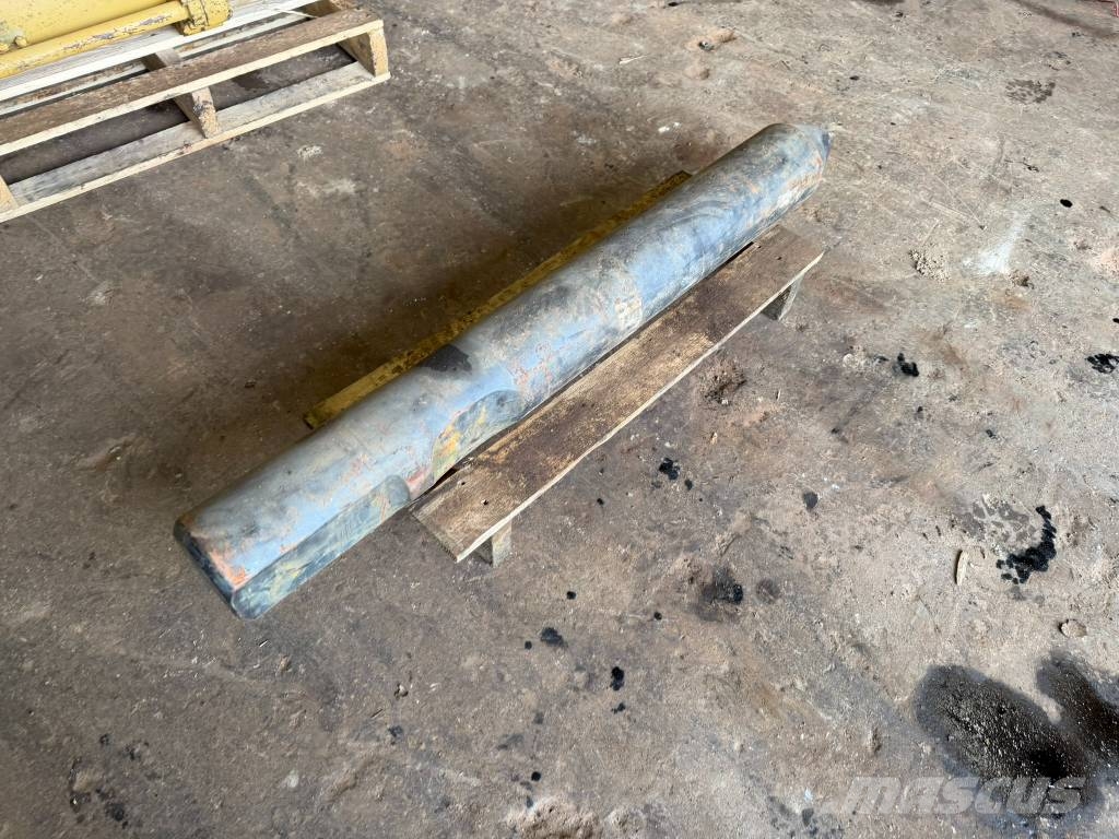 Hammer 140 mm مطارق / كسارات