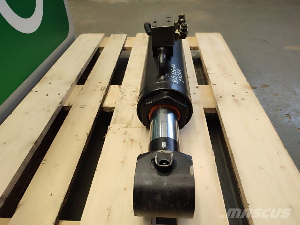 JCB 526 56 hydraulic attachment cylinder Hidraulikos įrenginiai