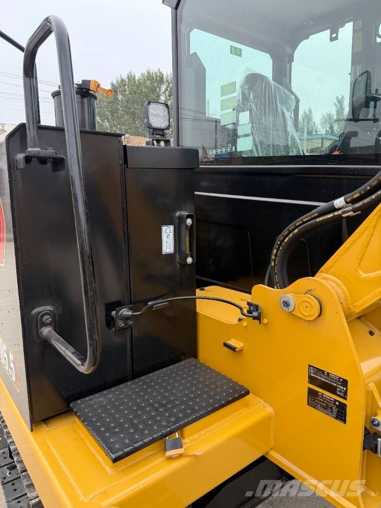 CAT 305.5 Mini bagri <7t