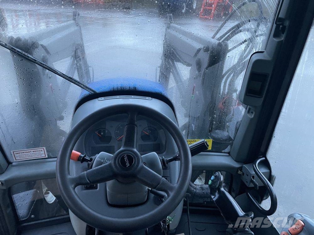 Valtra N 103 트랙터