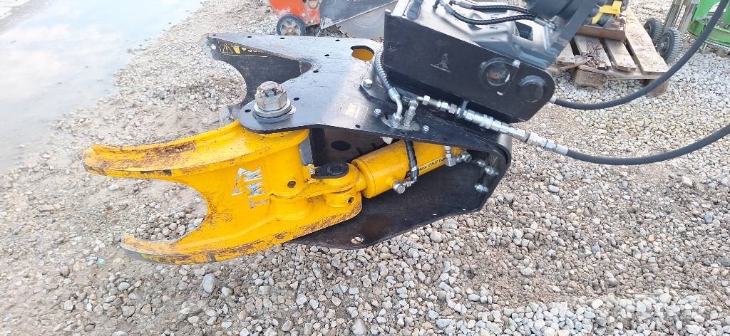 TMK 300 Standard مقصات هيدروليكية