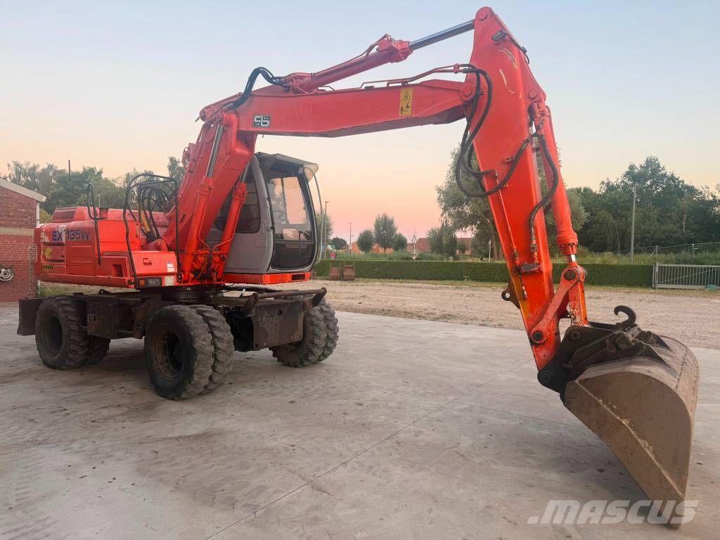 Fiat-Hitachi ex 135 w حفارات بعجل