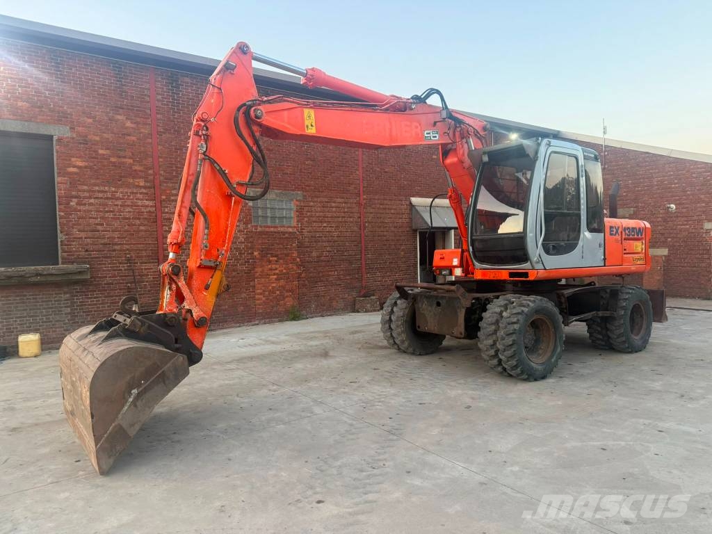 Fiat-Hitachi ex 135 w حفارات بعجل