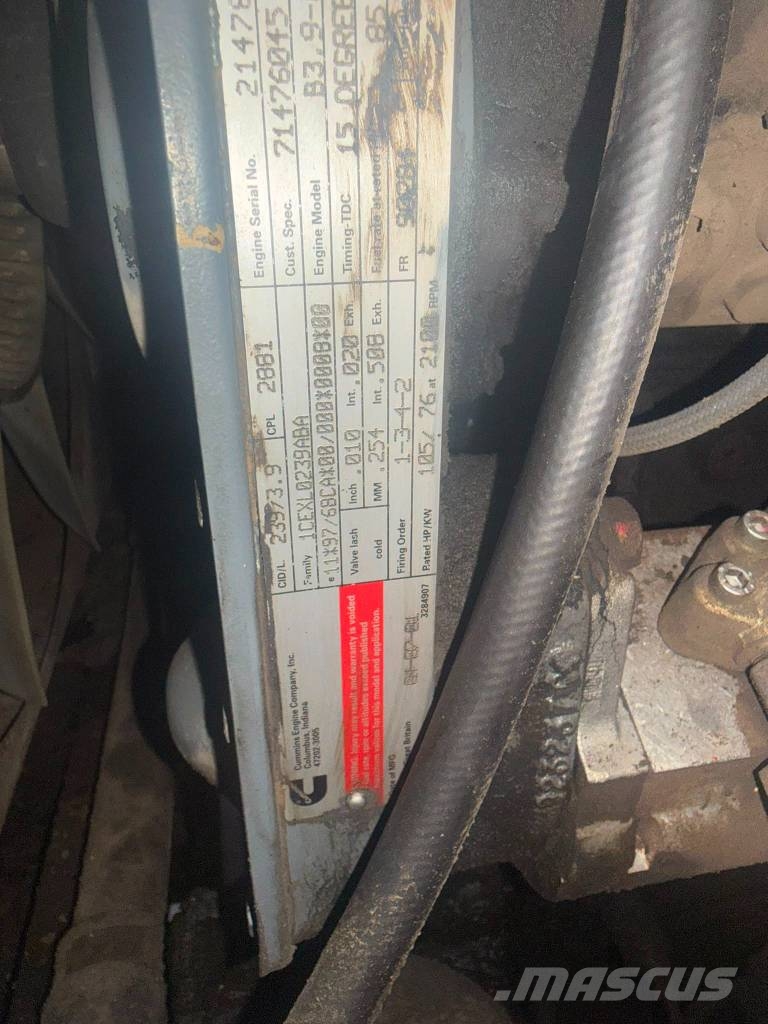 Fiat-Hitachi ex 135 w حفارات بعجل
