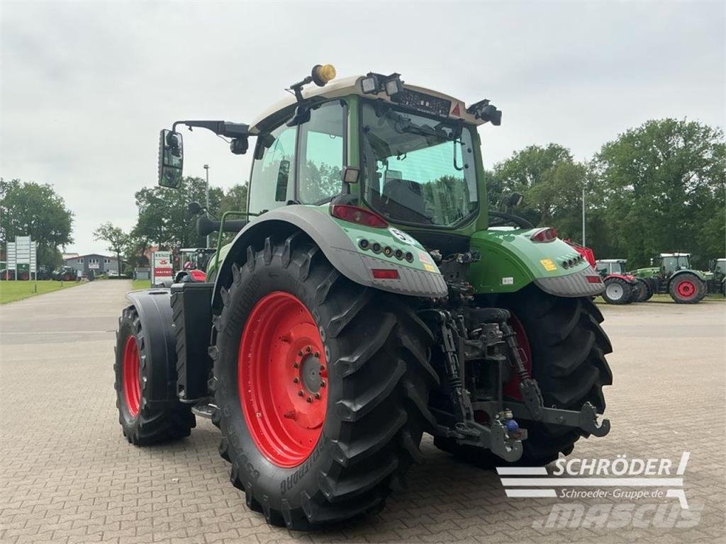 Fendt 718 VARIO S4 PROFI Ciągniki rolnicze