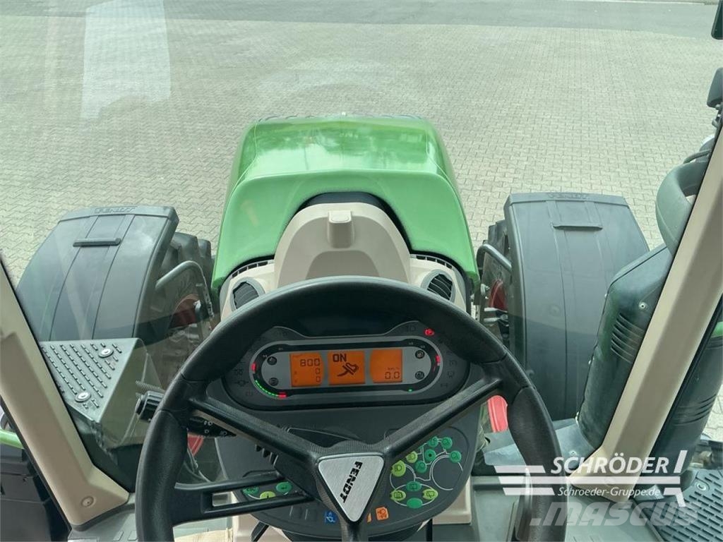 Fendt 718 VARIO S4 PROFI Ciągniki rolnicze