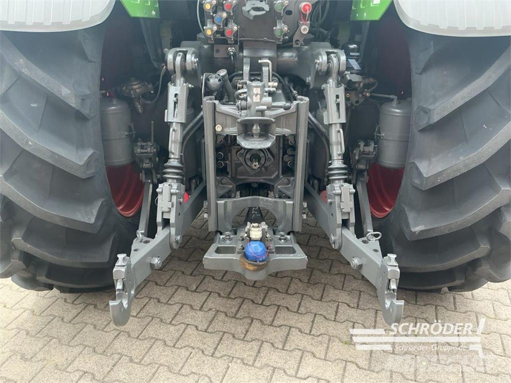 Fendt 718 VARIO S4 PROFI Ciągniki rolnicze