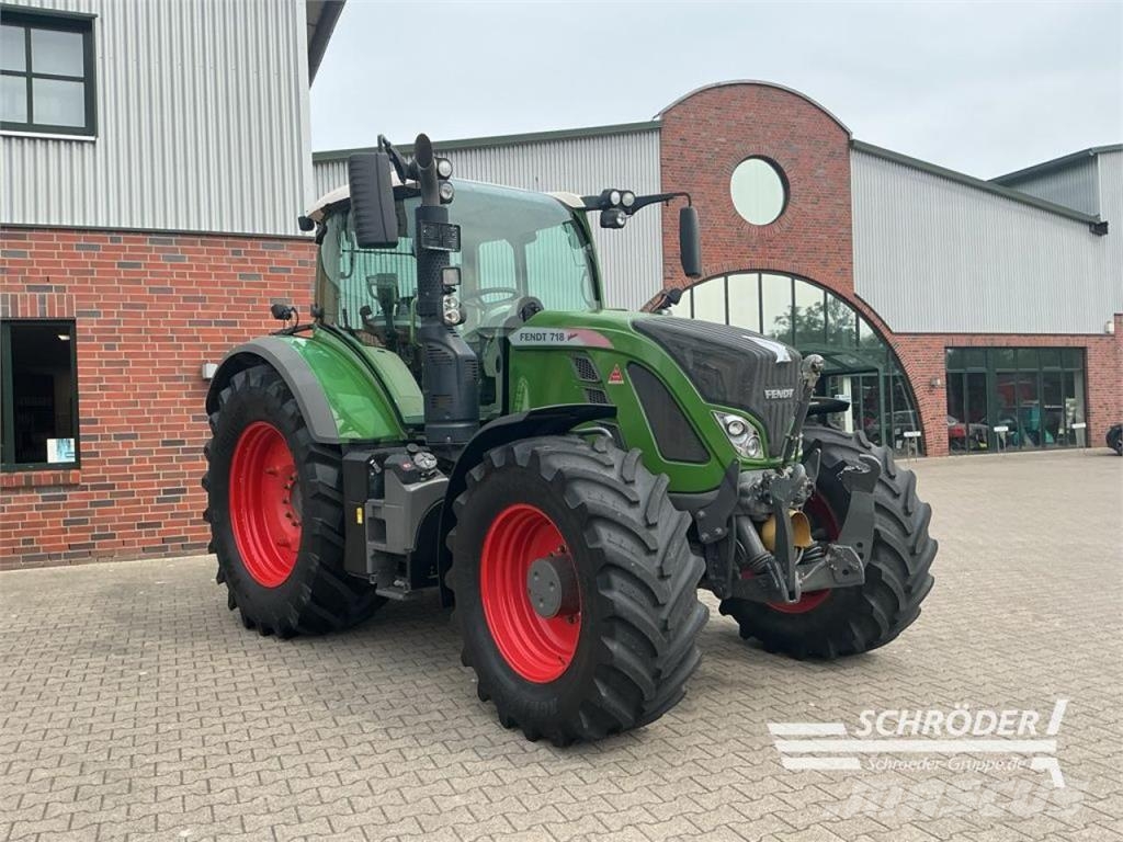 Fendt 718 VARIO S4 PROFI Ciągniki rolnicze