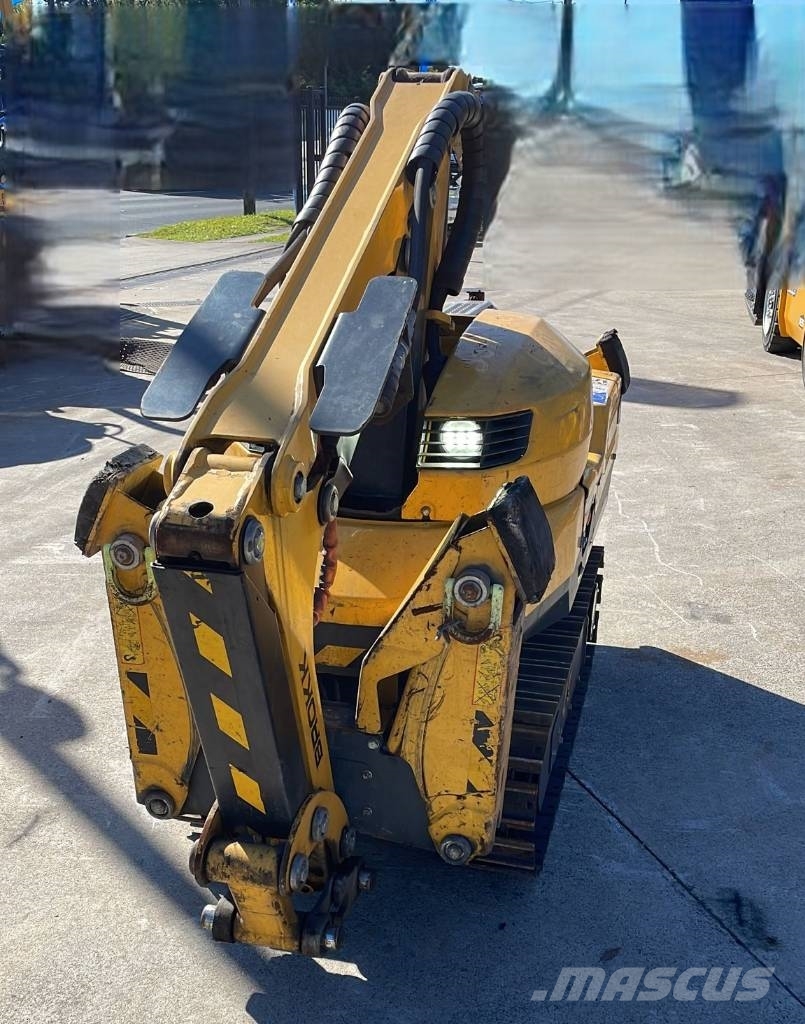 Brokk 120 D Mini ekskavatörler, 7 tona dek