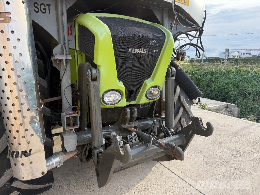 CLAAS Xerion 3800 Trac VC Tractors