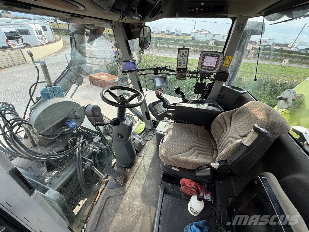 CLAAS Xerion 3800 Trac VC Tractors