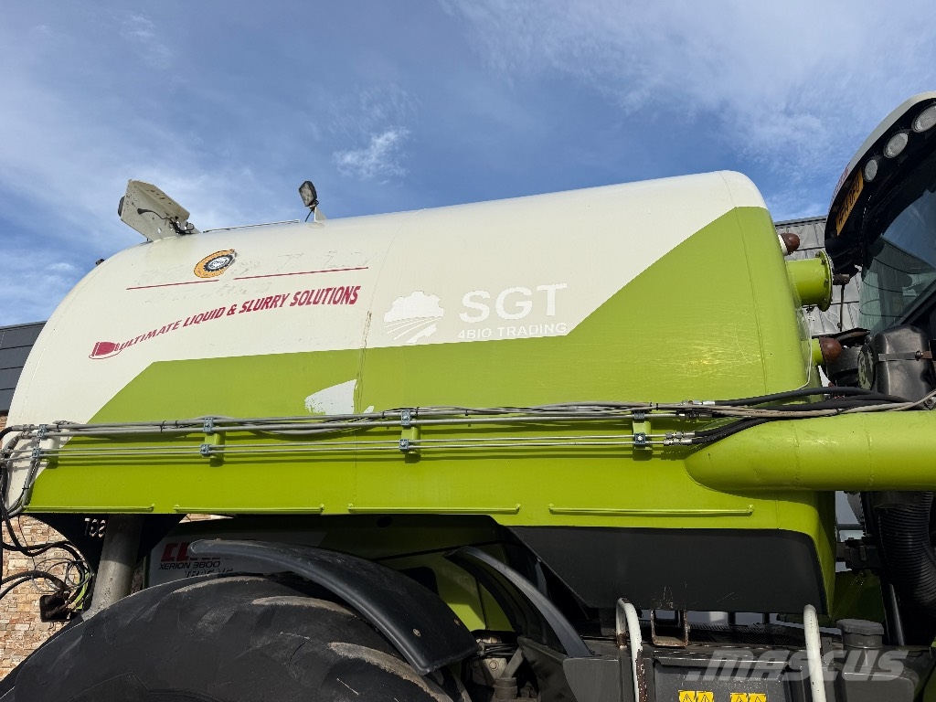 CLAAS Xerion 3800 Trac VC Tractors