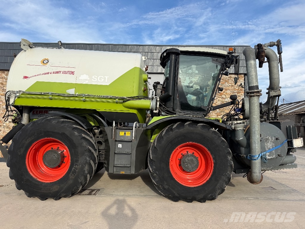 CLAAS Xerion 3800 Trac VC Tractors