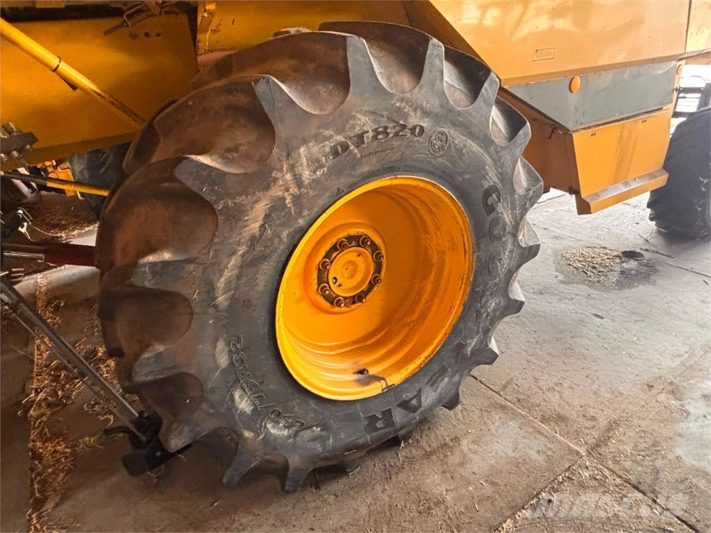 New Holland TX36 *Kundenauftrag* Otra maquinaria agrícola