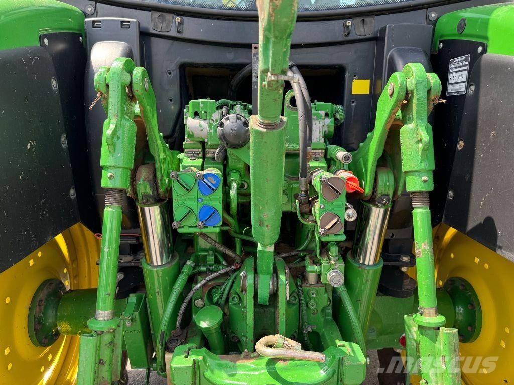 John Deere 6115R Traktorid
